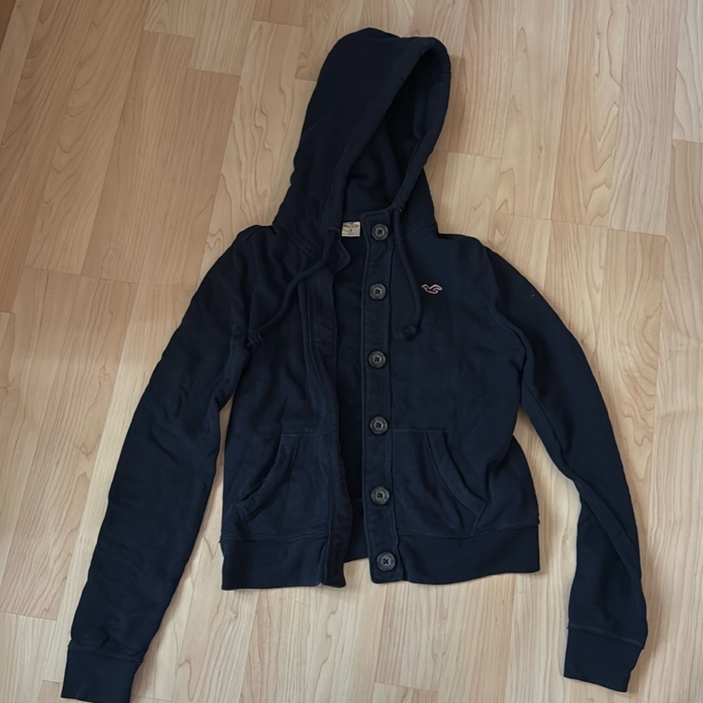Navy Hollister sweater